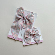 Cargar imagen en el visor de la galería, Poppy Blossom