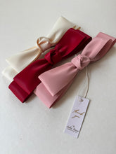 Cargar imagen en el visor de la galería, Lazo amora
